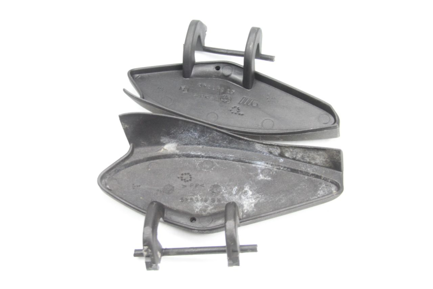 photo de ACCESS PANEL PIAGGIO X9 EVOLUTION 125 (2003 - 2007) - Technical close-up