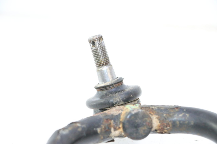 photo de FRONT WISHBONE CONTROL ARM KYMCO MXU R 250 (2004 - 2010) - Focus on structure