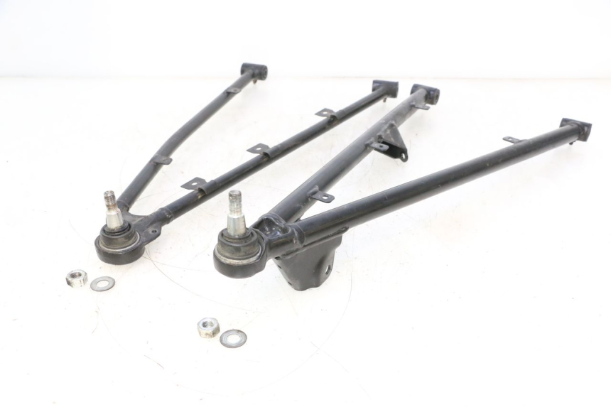 photo de FRONT WISHBONE CONTROL ARM CAN-AM SPYDER RS 1000 (2008 - 2012) - Detailed visual inspection