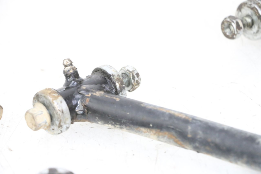 photo de FRONT WISHBONE CONTROL ARM YAMAHA YFM R RAPTOR 250 (2008 - 2014) - Technical close-up