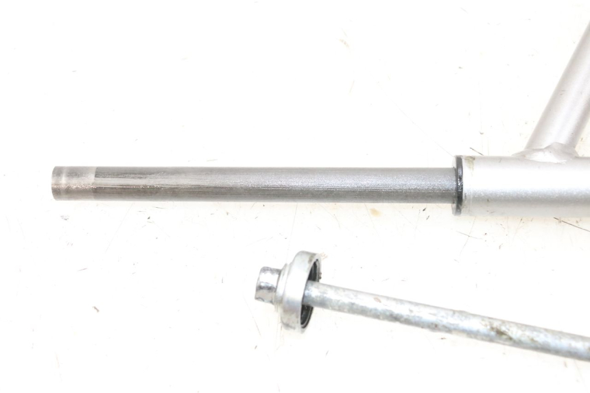 photo de FRONT WISHBONE CONTROL ARM YAMAHA YFM R RAPTOR 250 (2008 - 2014) - Component zoom