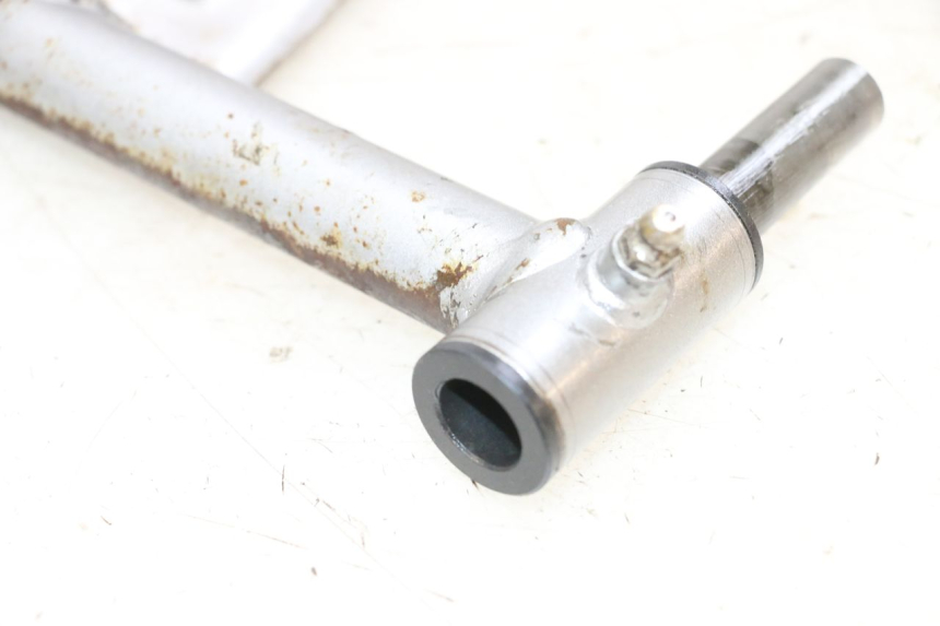 photo de FRONT WISHBONE CONTROL ARM YAMAHA YFM R RAPTOR 250 (2008 - 2014) - Alternative angle