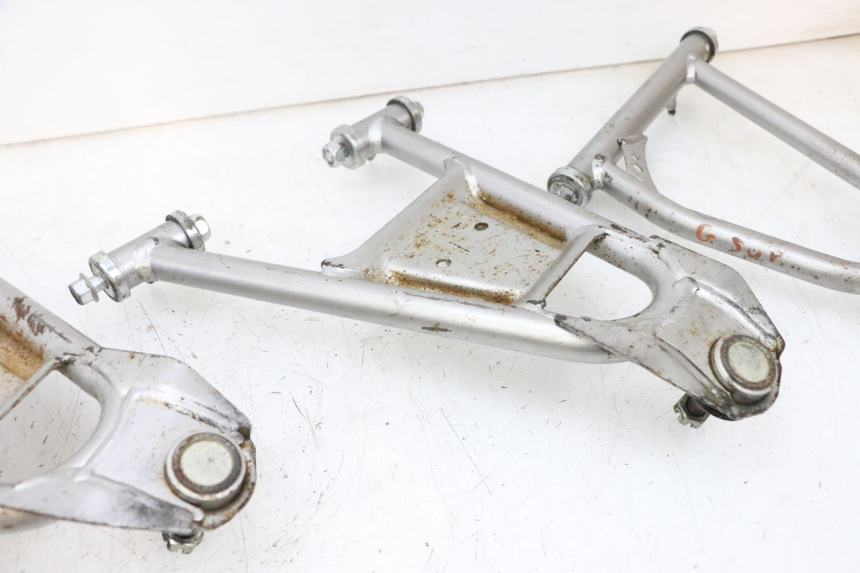 photo de FRONT WISHBONE CONTROL ARM YAMAHA YFM R RAPTOR 250 (2008 - 2014) - Surface and material condition