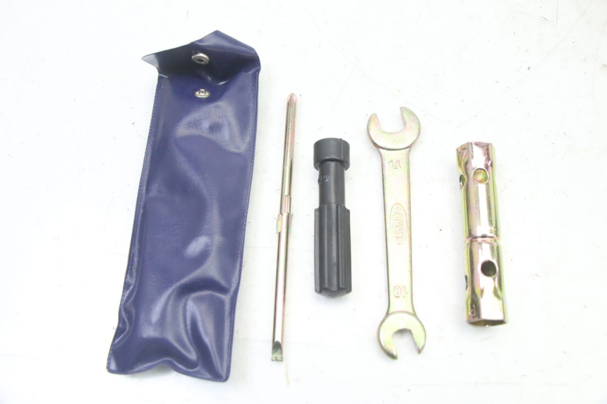 photo de TOOL KIT KYMCO AGILITY 4T 50 (2005 - 2018) - Main view