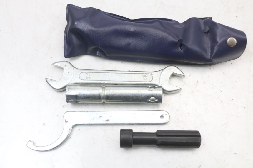 photo de Tool kit KYMCO DINK STREET ABS 125 (2011 - 2018) - Component detail