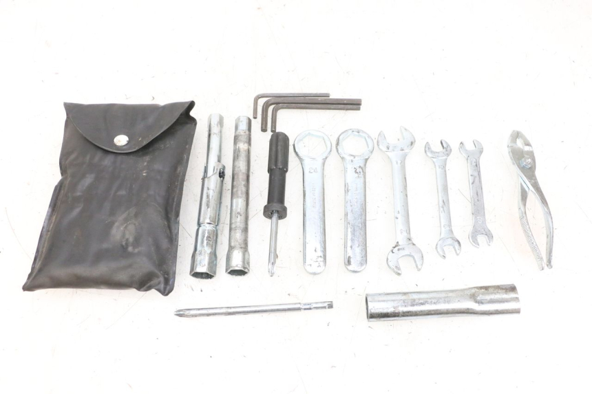 photo de TOOL KIT SUZUKI DL V STROM 1000 (2002 - 2007) - Main view