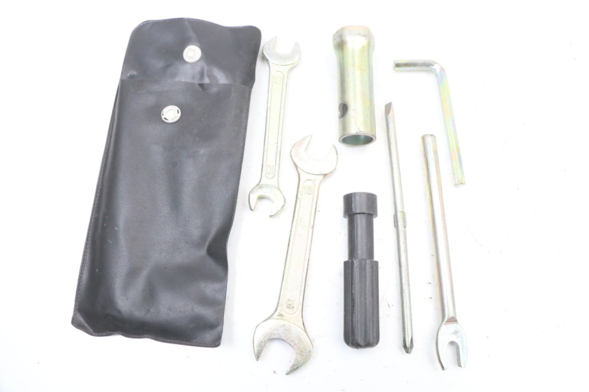 photo de TOOL KIT KEEWAY HURRICANE 50 (2006 - 2019) - Component detail