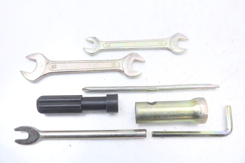 photo de TOOL KIT KEEWAY HURRICANE 50 (2006 - 2019) - Technical close-up