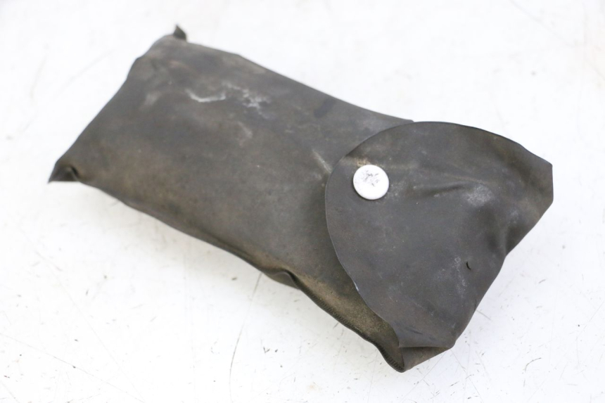 photo de TOOL KIT KAWASAKI ZR7 ZR-7 S 750 (1999 - 2004) - Zoom on usage condition