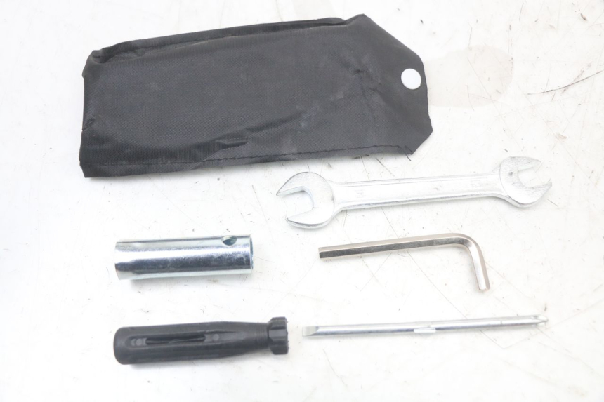 photo de TOOL KIT MASH LEGEND'R 4T 50 (2021 - 2025) - Component detail