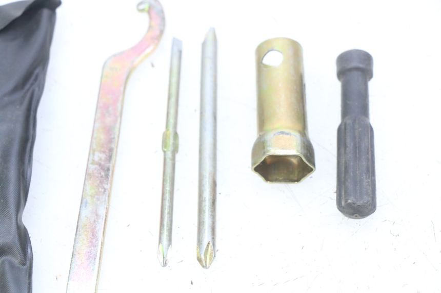 photo de TOOL KIT RIDE RACE GT 2T 50 (2012 - 2017) - Technical close-up