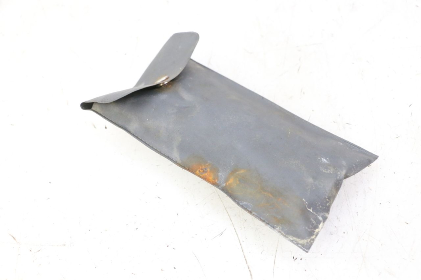 photo de TOOL KIT HONDA SCV LEAD 100 (2003 - 2007) - Zoom on usage condition