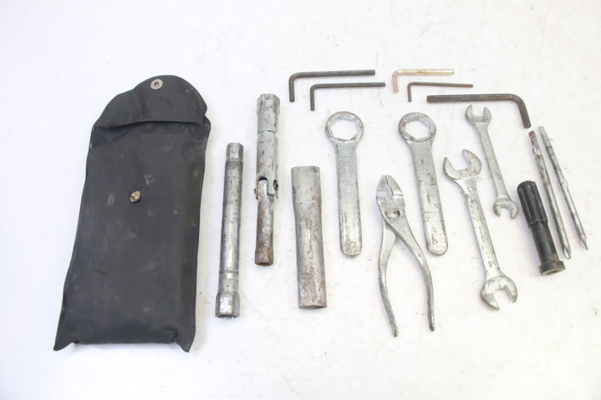 photo de TOOL KIT SUZUKI SV S 650 (2003 - 2009) - Main view