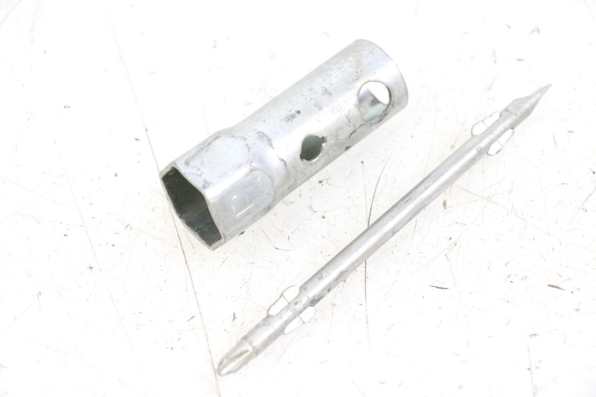 photo de TOOL KIT HONDA WALLAROO DX 50 (1993 - 1996) - Main view