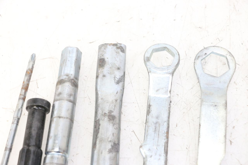 photo de TOOL KIT YAMAHA XJ6 ABS 600 (2008 - 2016) - Product overview