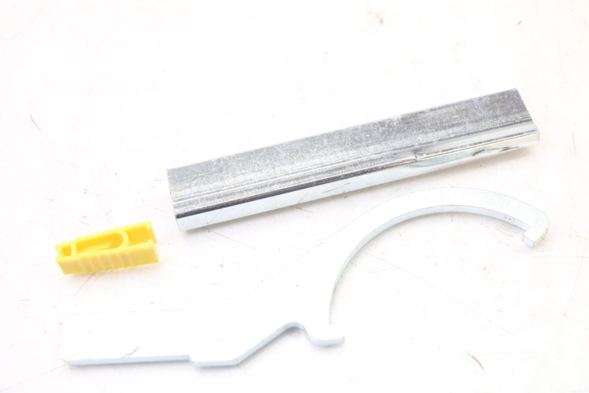 photo de TOOL KIT YAMAHA TRACER 7 700 (2020 - 2024) - Alternative perspective