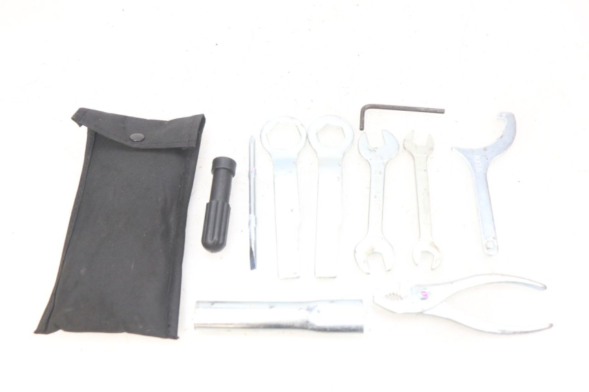 photo de TOOL KIT KAWASAKI Z 650 (2016 - 2019) - Main view