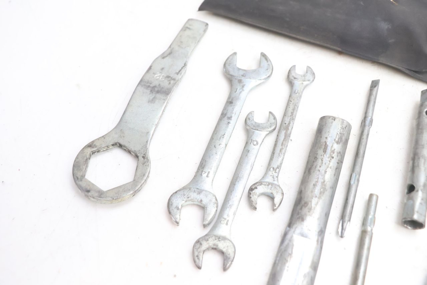 photo de TOOL KIT KAWASAKI ZX-6R ZX6R 600 (2000 - 2002) - Component detail
