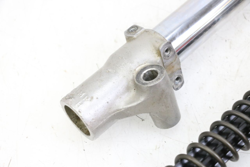 photo de FORKS TUBE HONDA CR 85 (2003 - 2007) - High-resolution close-up