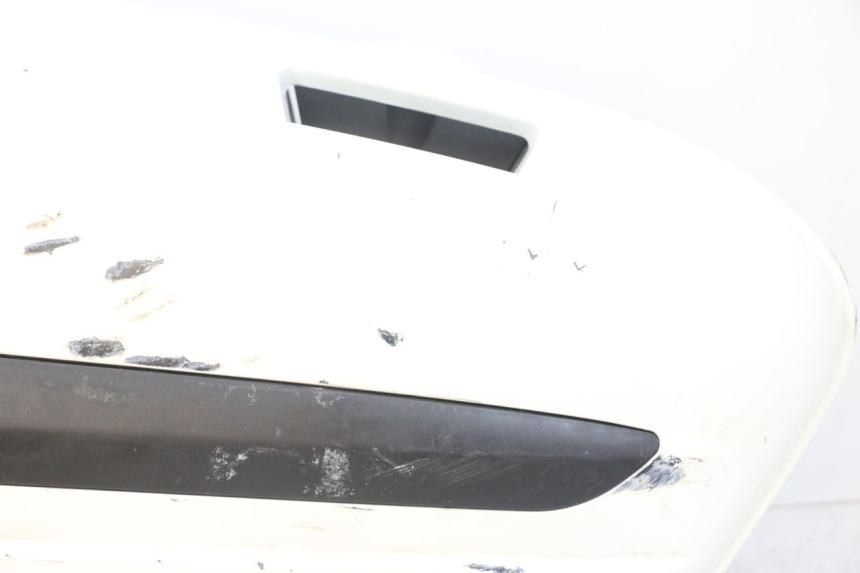 photo de RIGHT SUITCASE MOTO GUZZI NORGE 8V GT 1200 (2011 - 2016) - Distinctive features