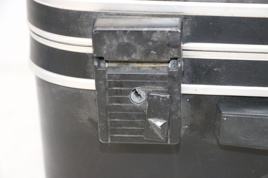 photo de LEFT SUITCASE KAWASAKI GTR 1000 (1994 - 2004) - Supplementary product photo