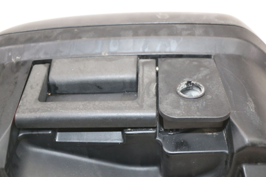 photo de LEFT SUITCASE YAMAHA FJR ABS 1300 (2006 - 2012) - Detailed visual inspection