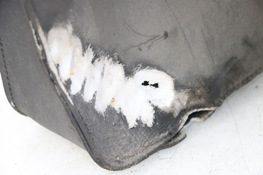 photo de SUITCASE SUZUKI GZ MARAUDER 125 (1998 - 2004) - Distinctive features