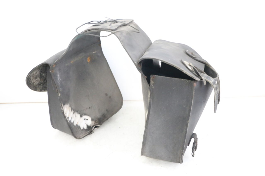 photo de SUITCASE SUZUKI GZ MARAUDER 125 (1998 - 2004) - Supplementary product photo