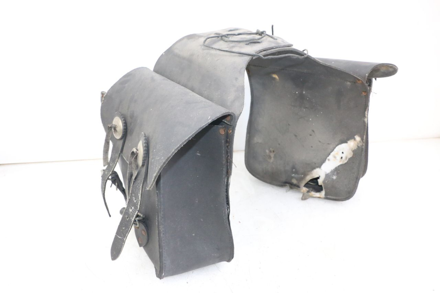 photo de SUITCASE SUZUKI GZ MARAUDER 125 (1998 - 2004) - Markings and original references