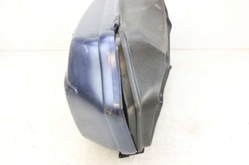 photo de SUITCASE APRILIA SCARABEO GT 125 (1999 - 2007) - High-resolution close-up