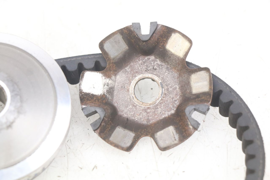 photo de VARIATOR KYMCO AGILITY 4T 50 (2005 - 2018) - Alternative perspective