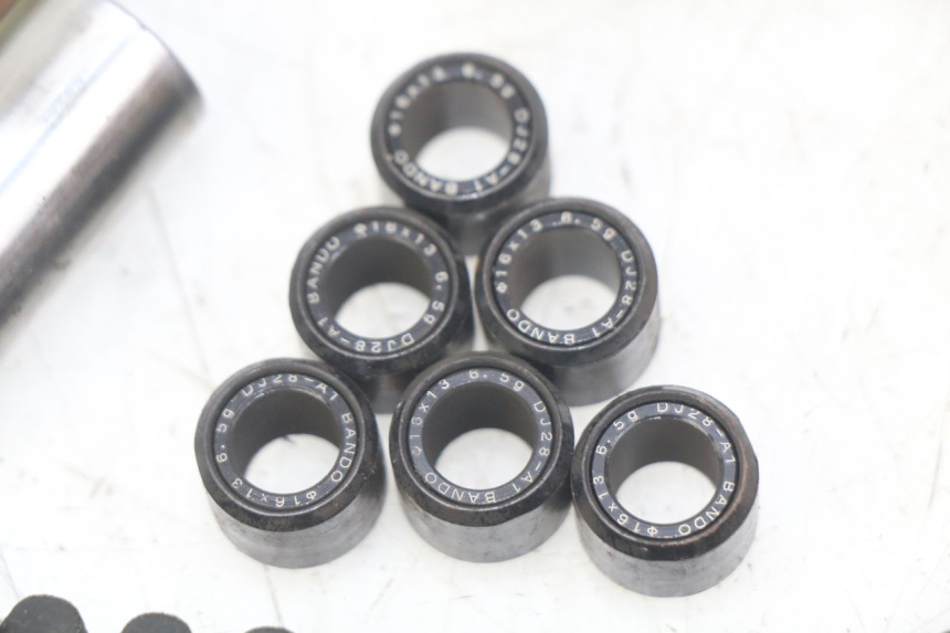 photo de VARIATOR KYMCO AGILITY 4T 50 (2005 - 2018) - Surface and material condition