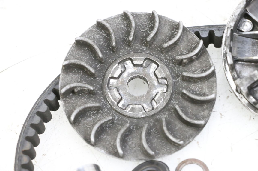 photo de VARIATOR MBK BOOSTER SPIRIT 50 (2004 - 2017) - Additional view of the item