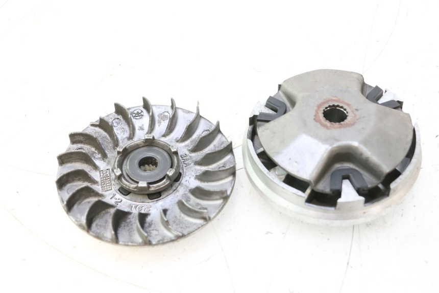 photo de VARIATOR MBK BOOSTER SPIRIT 50 (2004 - 2017) - Component detail