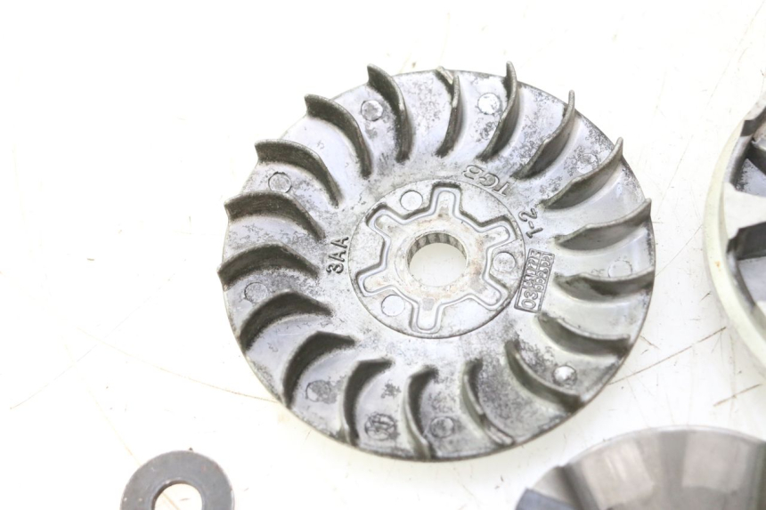 photo de VARIATOR MBK BOOSTER SPIRIT 50 (2004 - 2017) - Surface and material condition