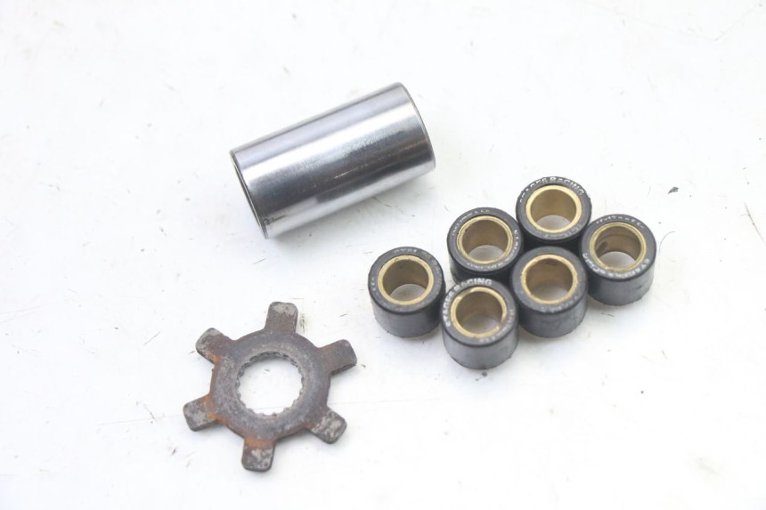 photo de VARIATOR MBK BOOSTER SPIRIT NAKED 50 (2004 - 2017) - Zoom on usage condition