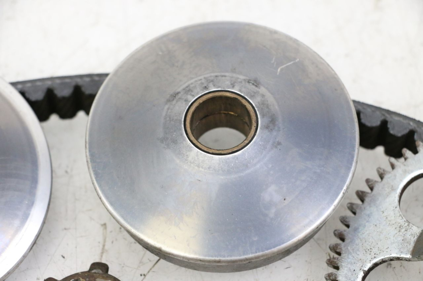 photo de VARIATOR PEUGEOT CITYSTAR 50 (2013 - 2017) - Surface and material condition