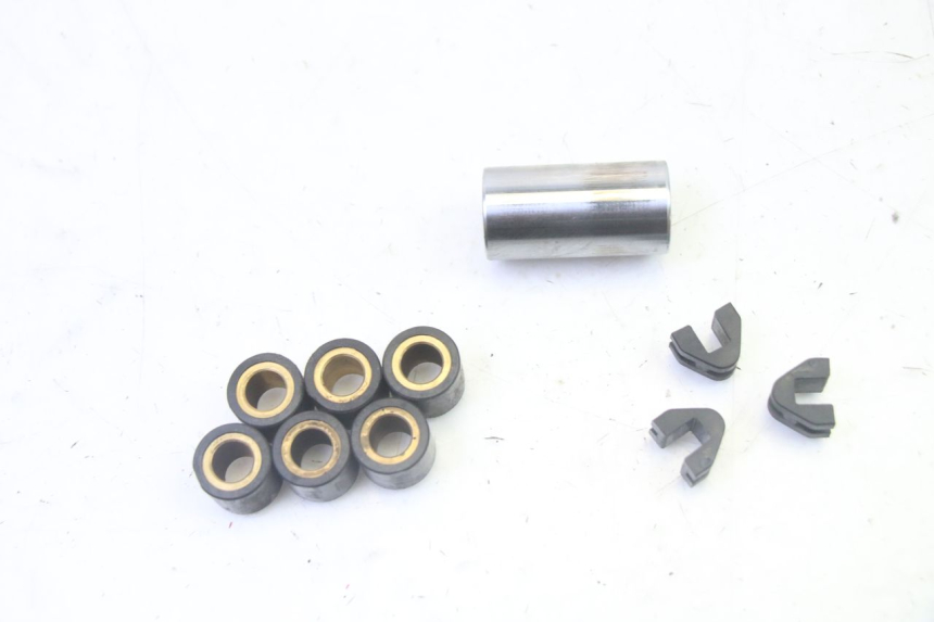 photo de VARIATOR PEUGEOT CITYSTAR 50 (2013 - 2017) - Fixing points details