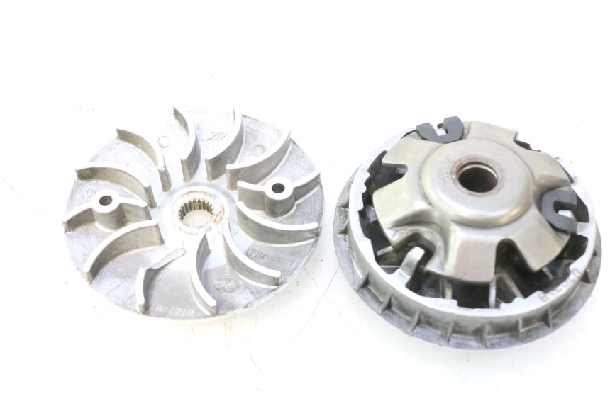 photo de VARIATOR CF MOTO E-CHARM 125 (2005 - 2008) - Alternative perspective