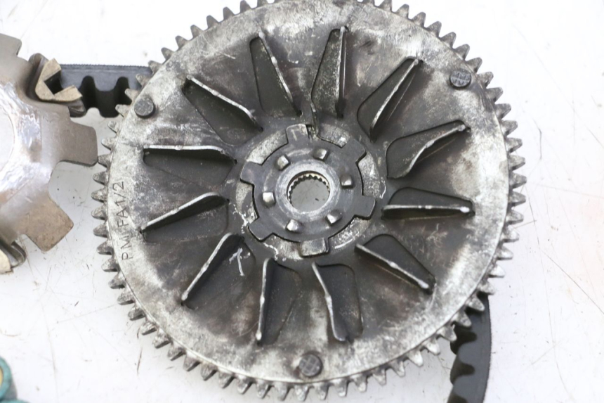 photo de VARIATOR PEUGEOT ELYSTAR 50 (2002 - 2014) - Additional view of the item