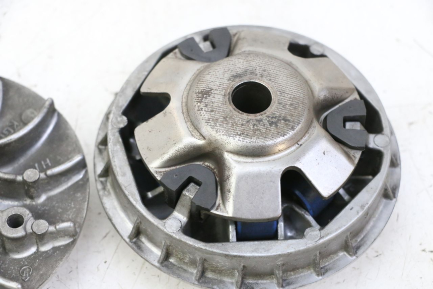 photo de VARIATOR HONDA FES S-WING SWING ABS 125 (2007 - 2015) - Component detail