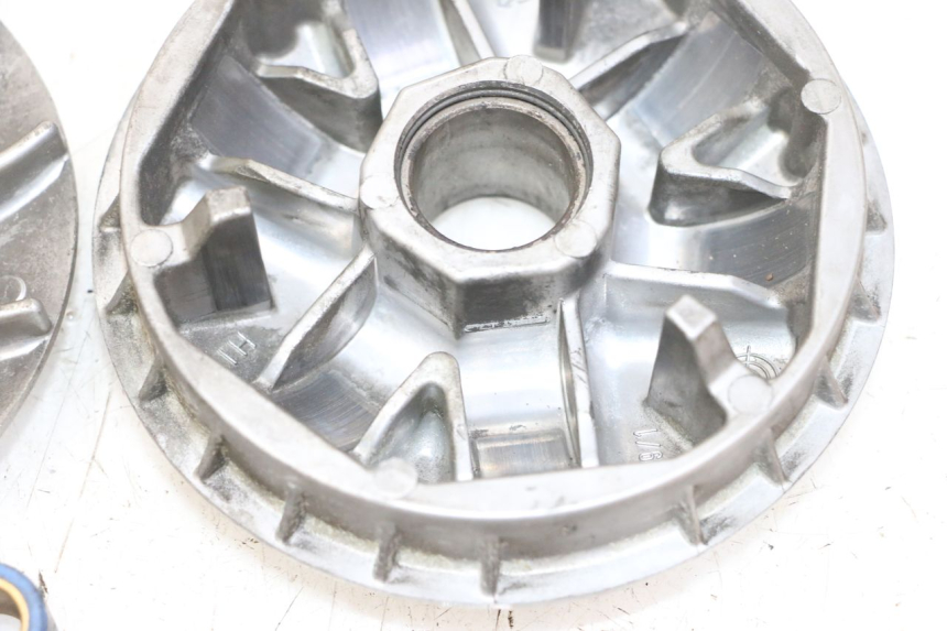 photo de VARIATOR HONDA FES S-WING SWING ABS 125 (2007 - 2015) - Additional view of the item