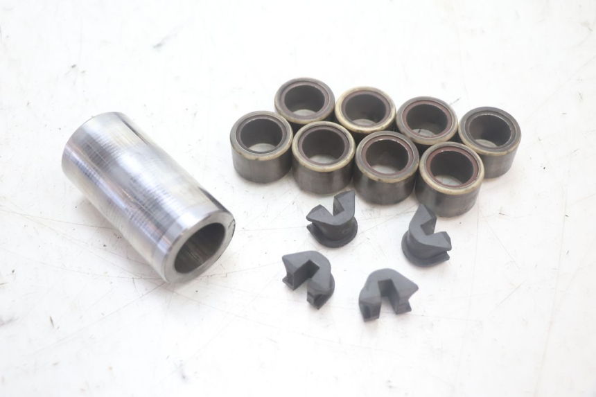 photo de VARIATOR HONDA FJS SILVER WING SILVERWING 400 (2005 - 2008) - Fixing points details