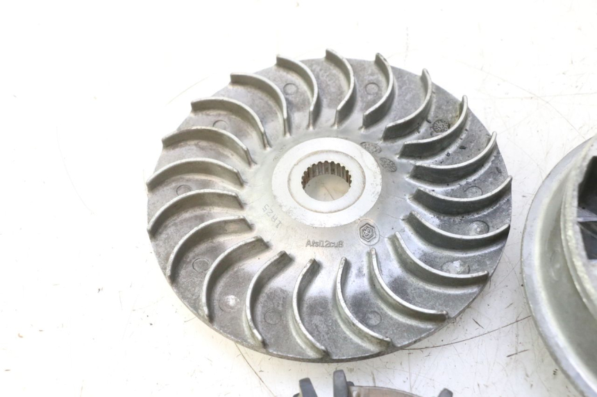 photo de VARIATOR GILERA GP 800 (2007 - 2013) - Technical close-up