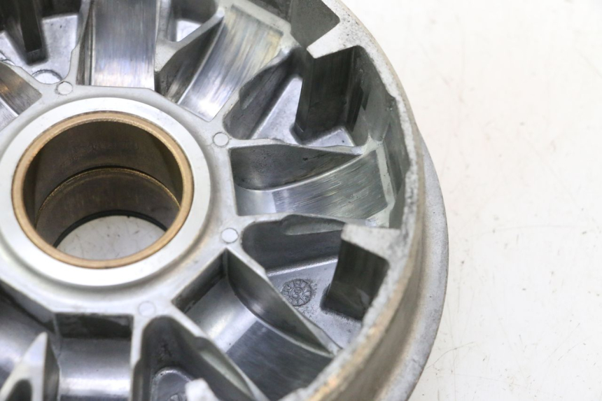 photo de VARIATOR GILERA GP 800 (2007 - 2013) - Fixing points details