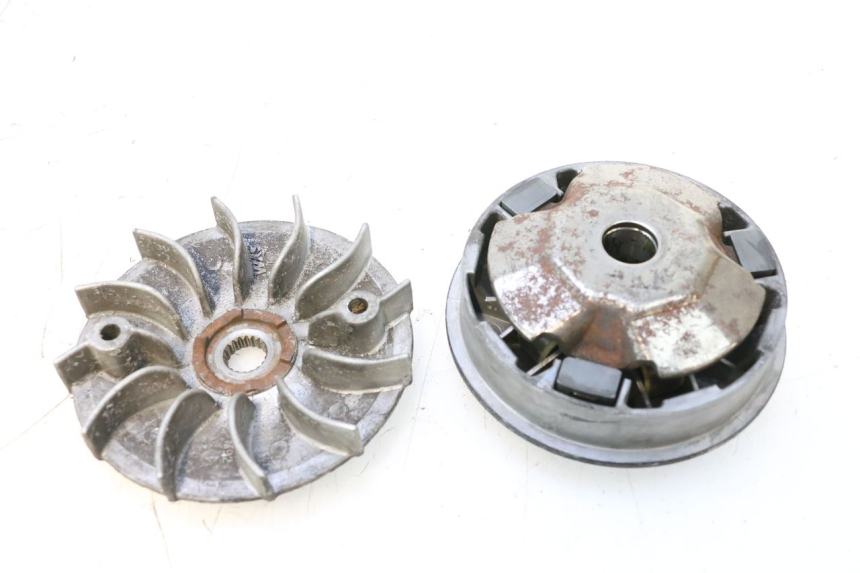 photo de VARIATOR SYM GTS EVO 125 (2009 - 2013) - Technical close-up
