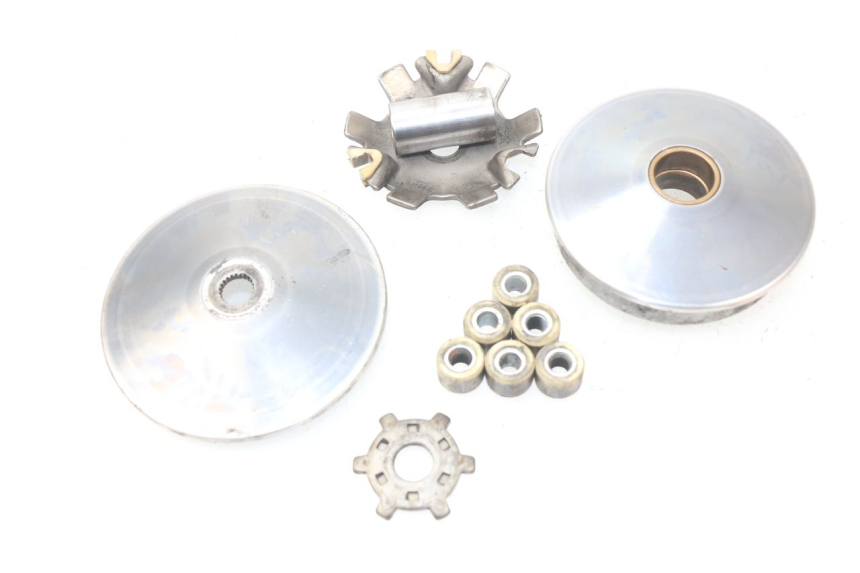 photo de VARIATOR PEUGEOT KISBEE 2T 50 (2018 - 2022) - Fixing points details