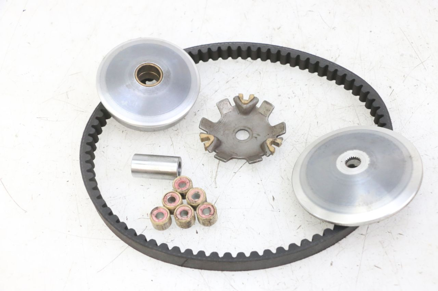 photo de VARIATOR PEUGEOT KISBEE 2T 50 (2018 - 2022) - Additional view of the item