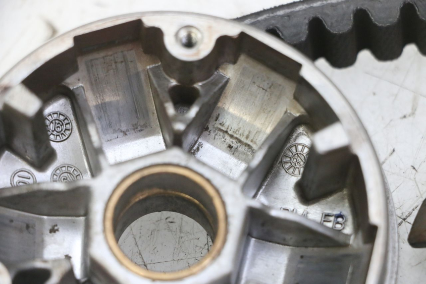 photo de VARIATOR PEUGEOT KISBEE 2T 50 (2018 - 2022) - Distinctive features