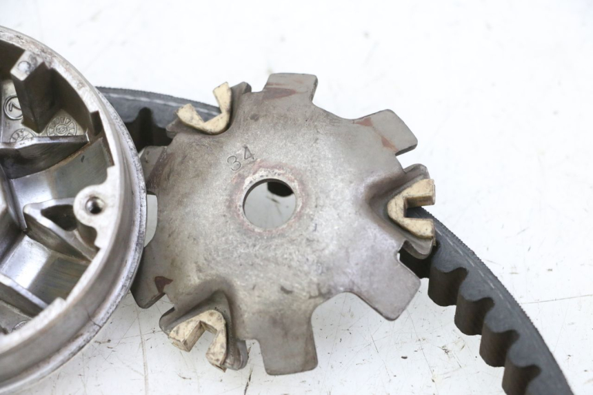 photo de VARIATOR PEUGEOT KISBEE 2T 50 (2010 - 2017) - Distinctive features